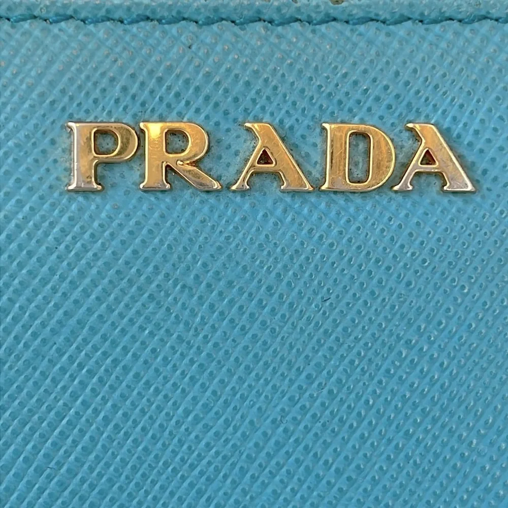 Prada Saffiano Zippy‎ Key/Card Holder